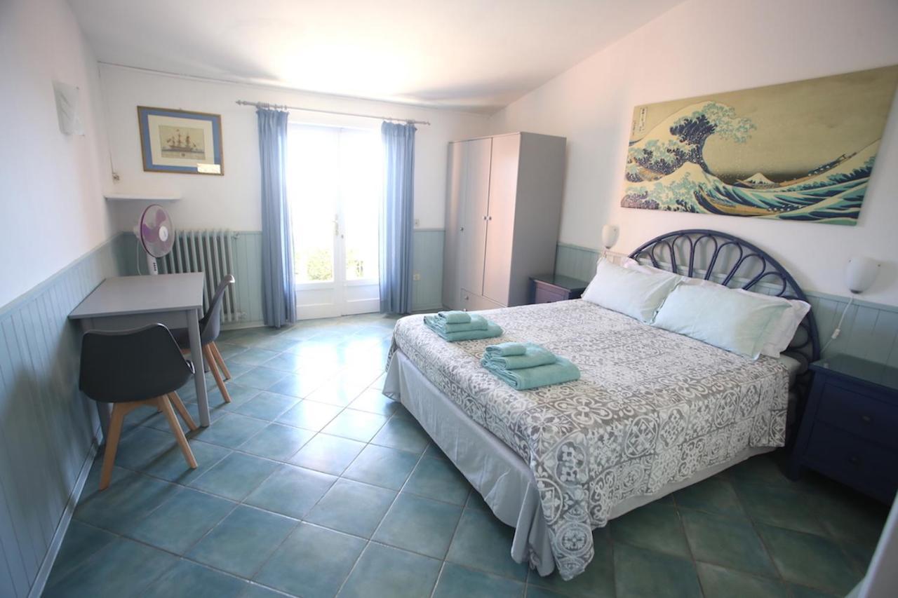 Ca' La Stella Sea-View Apartments Порто-Аццурро Екстер'єр фото