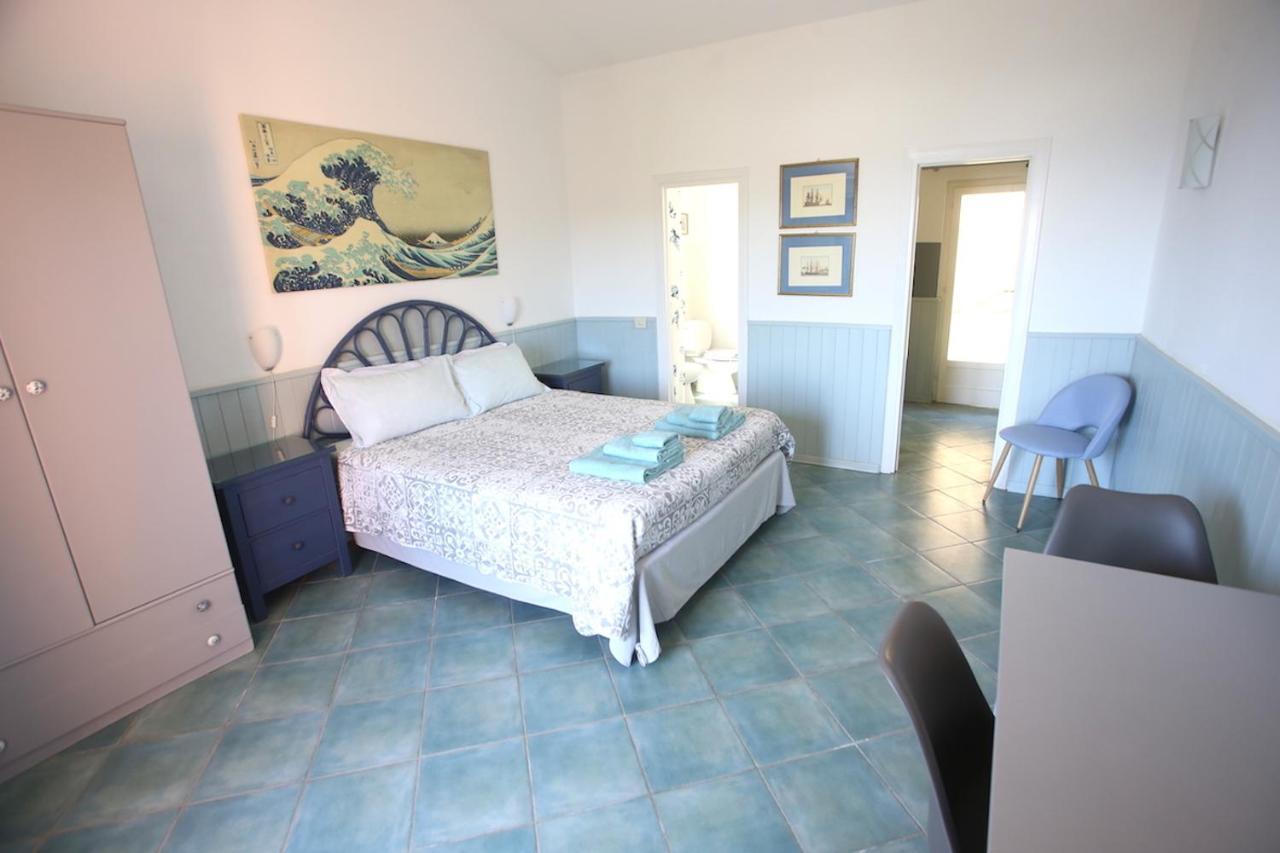 Ca' La Stella Sea-View Apartments Порто-Аццурро Екстер'єр фото